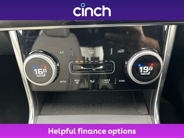 Used Jaguar XE 2019 for sale - 76257325: Photo 35