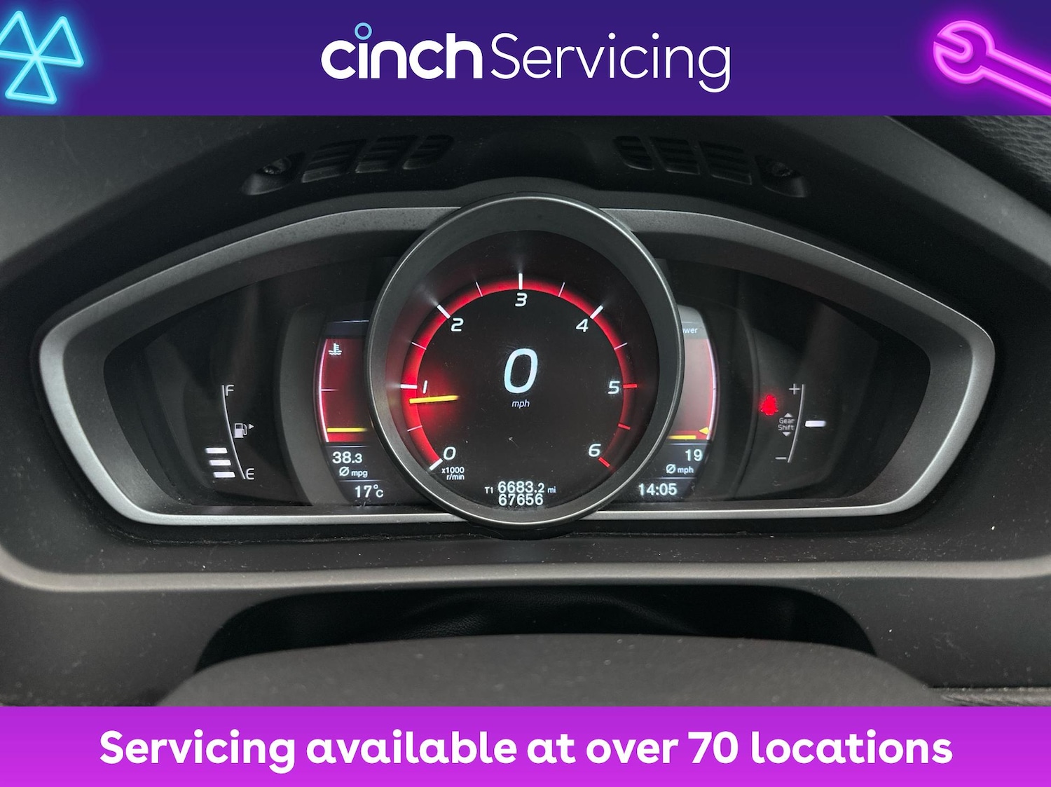 Used Volvo V40 2015 for sale - 76710601: Photo 18