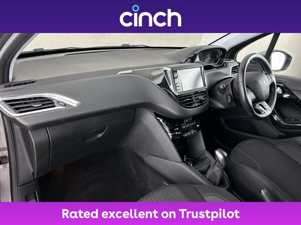 Used Peugeot 208 2018 for sale - 76324252: Photo 14
