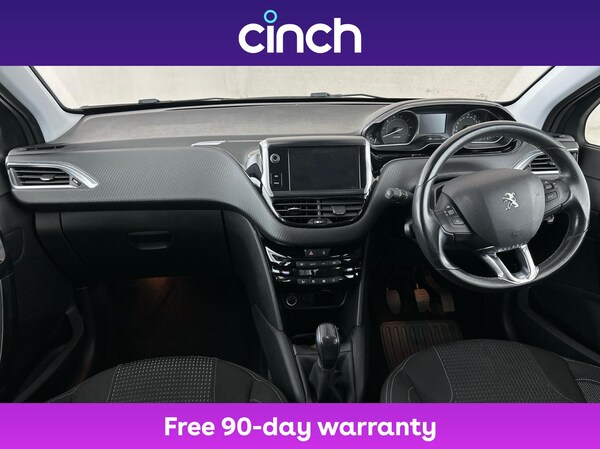 Used Peugeot 208 2018 for sale - 76324252: Photo 15
