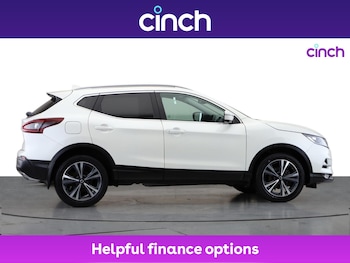 Used Nissan Qashqai 2021 for sale - 76133250: Photo 2
