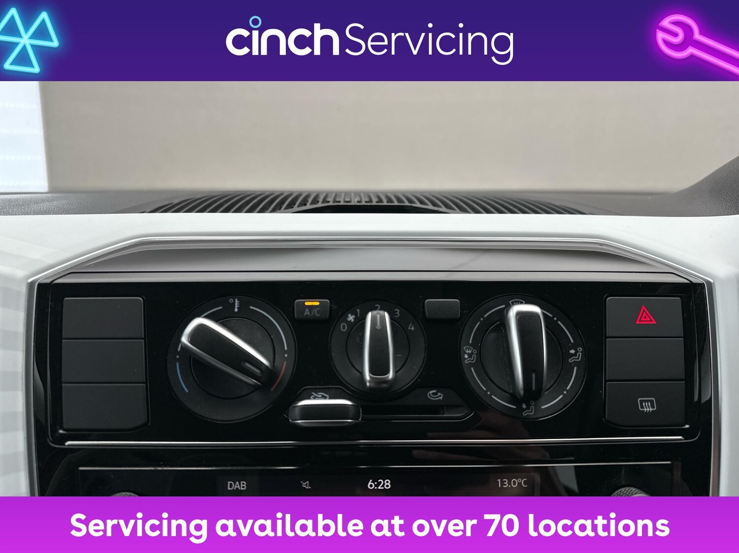 Used Volkswagen up! 2018 for sale - 76376526: Photo 31