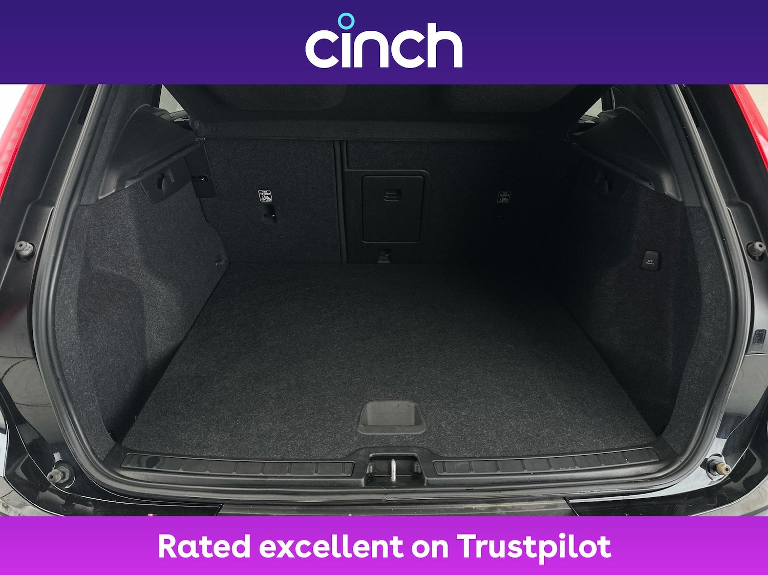 Used Volvo XC40 2022 for sale - 76641542: Photo 21