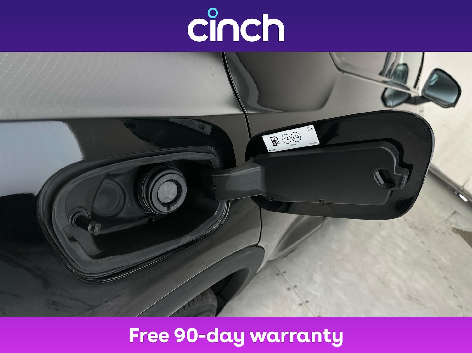 Used Volvo XC40 2022 for sale - 76641542: Photo 29