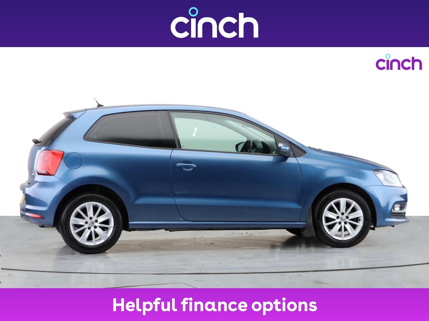 Used Volkswagen Polo 2015 for sale - 76717579: Photo 2