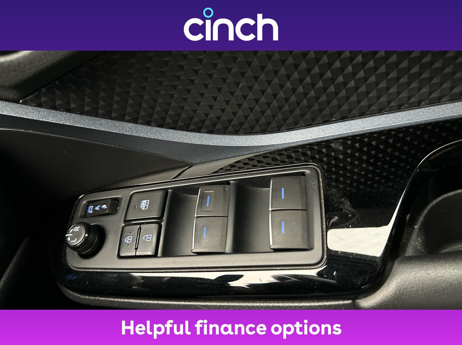 Used Toyota C-HR 2020 for sale - 76000233: Photo 30