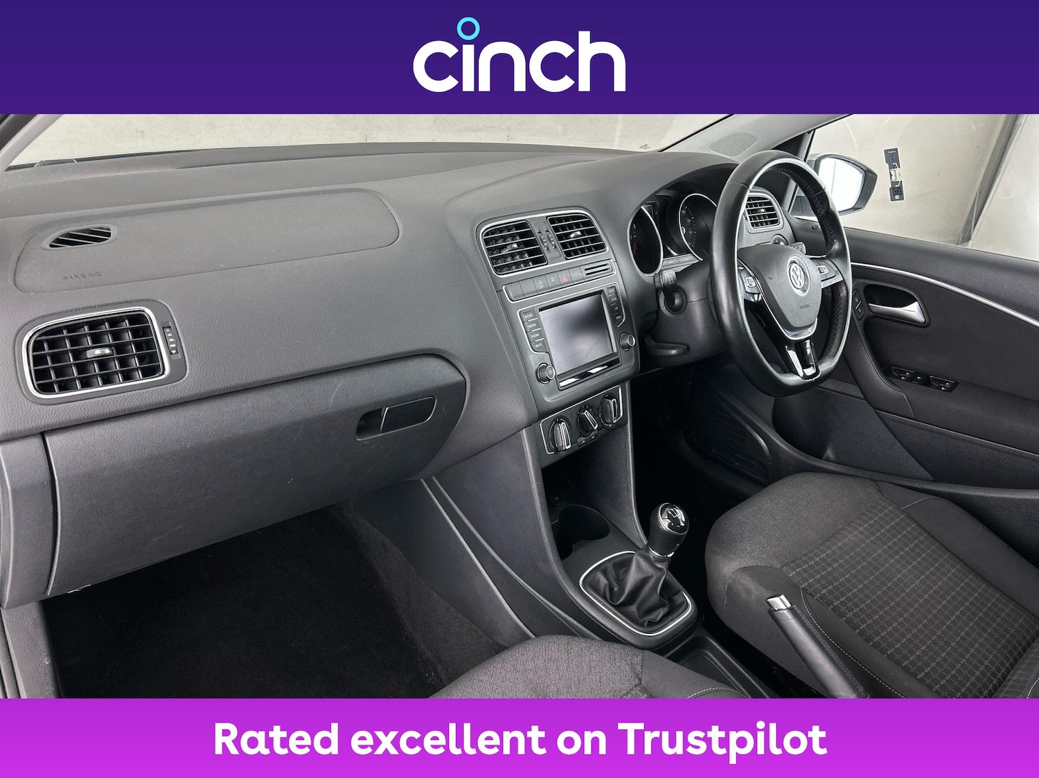 Used Volkswagen Polo 2016 for sale - 76368459: Photo 14