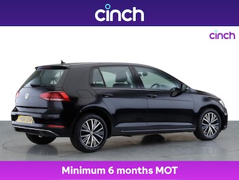 Used Volkswagen Golf 2018 for sale - 76545807: Photo