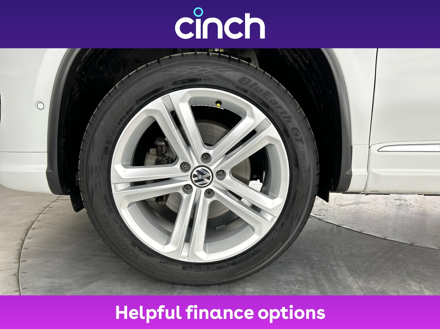 Used Volkswagen Tiguan 2015 for sale - 76552121: Photo 24