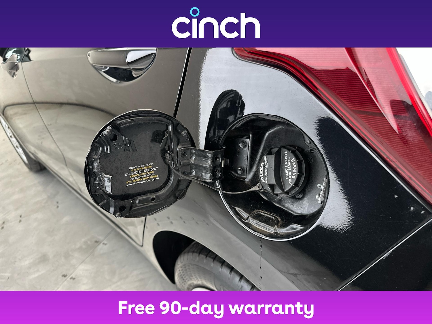 Used Hyundai i10 2017 for sale - 76985558: Photo 29