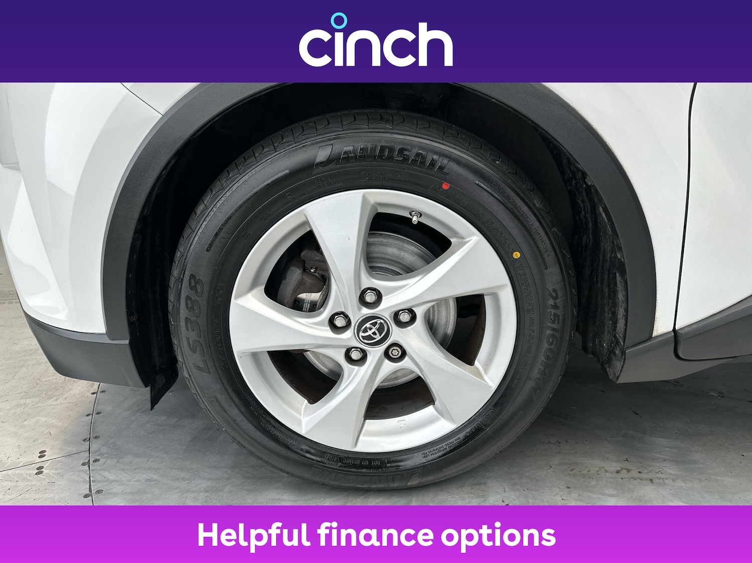 Used Toyota C-HR 2019 for sale - 76603823: Photo 24