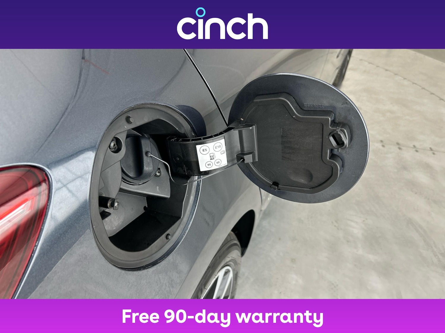 Used Renault Clio 2019 for sale - 76468867: Photo 29