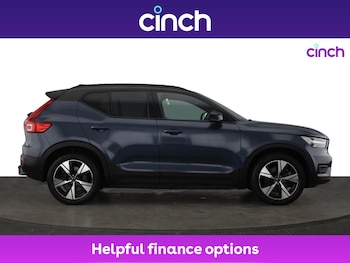 Used Volvo XC40 2021 for sale - 75543100: Photo