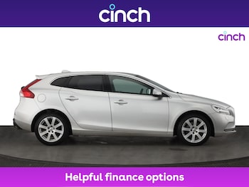 Used Volvo V40 2018 for sale - 75613491: Photo