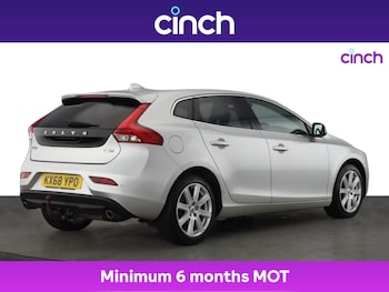 Used Volvo V40 2018 for sale - 75613491: Photo