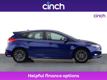 Used Ford Focus 2018 for sale - 76133272: Photo 2