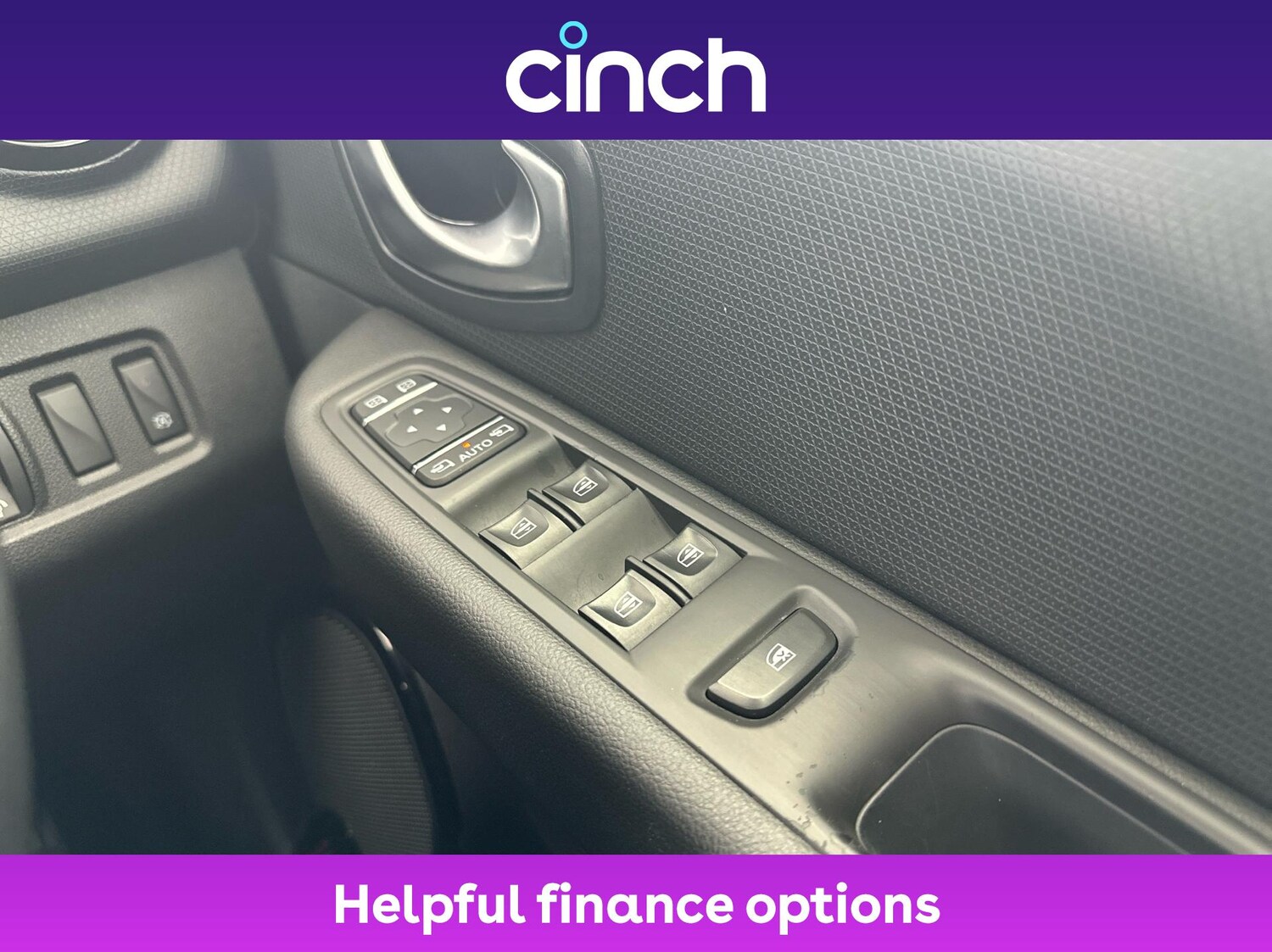 Used Renault Clio 2019 for sale - 75892946: Photo 40