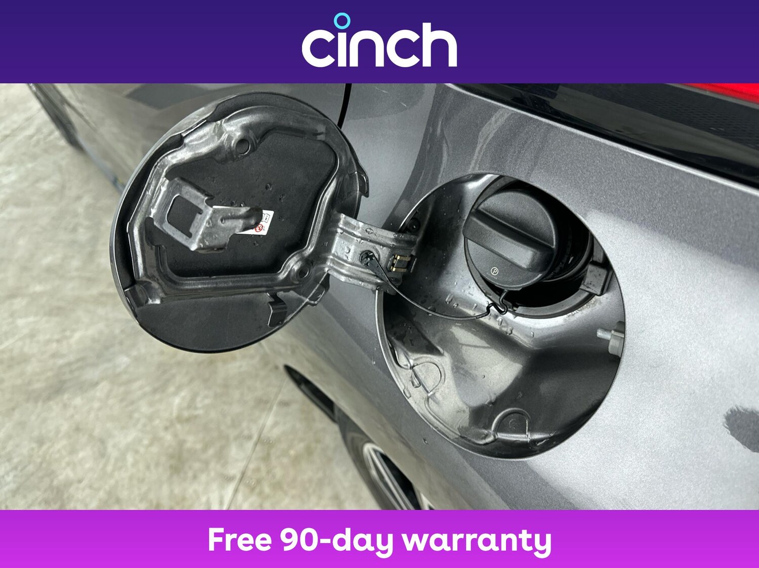 Used Toyota Yaris 2022 for sale - 76888908: Photo 29