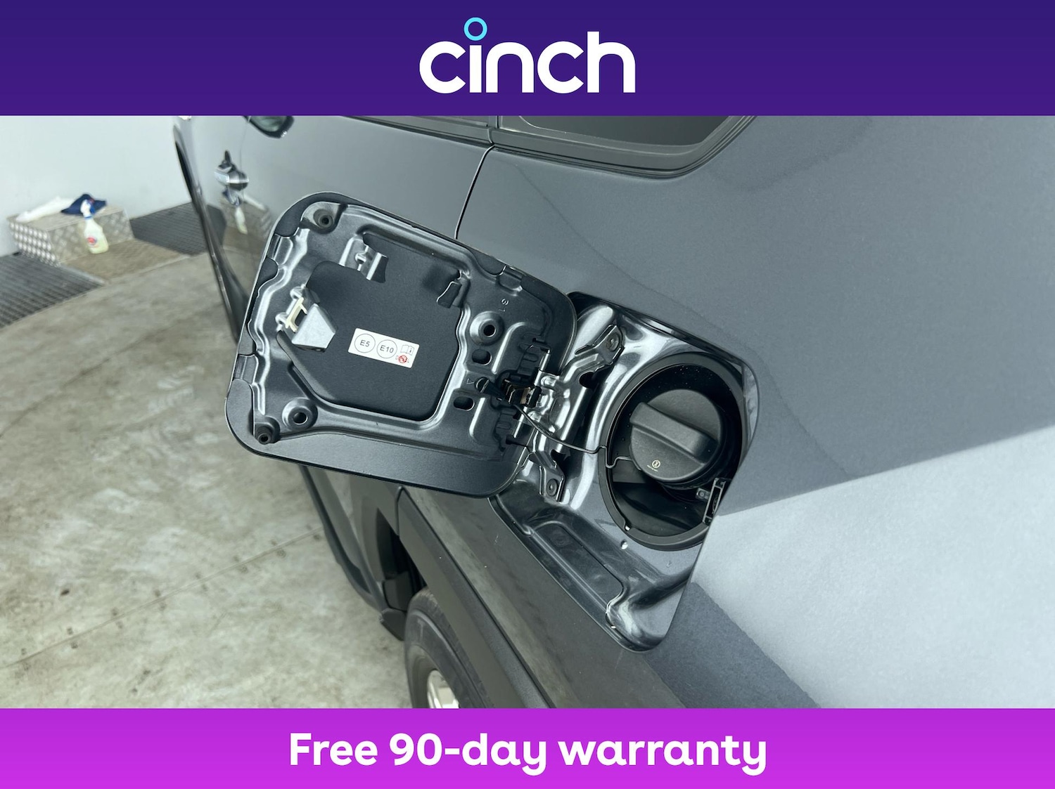 Used Toyota RAV4 2020 for sale - 76710541: Photo 29