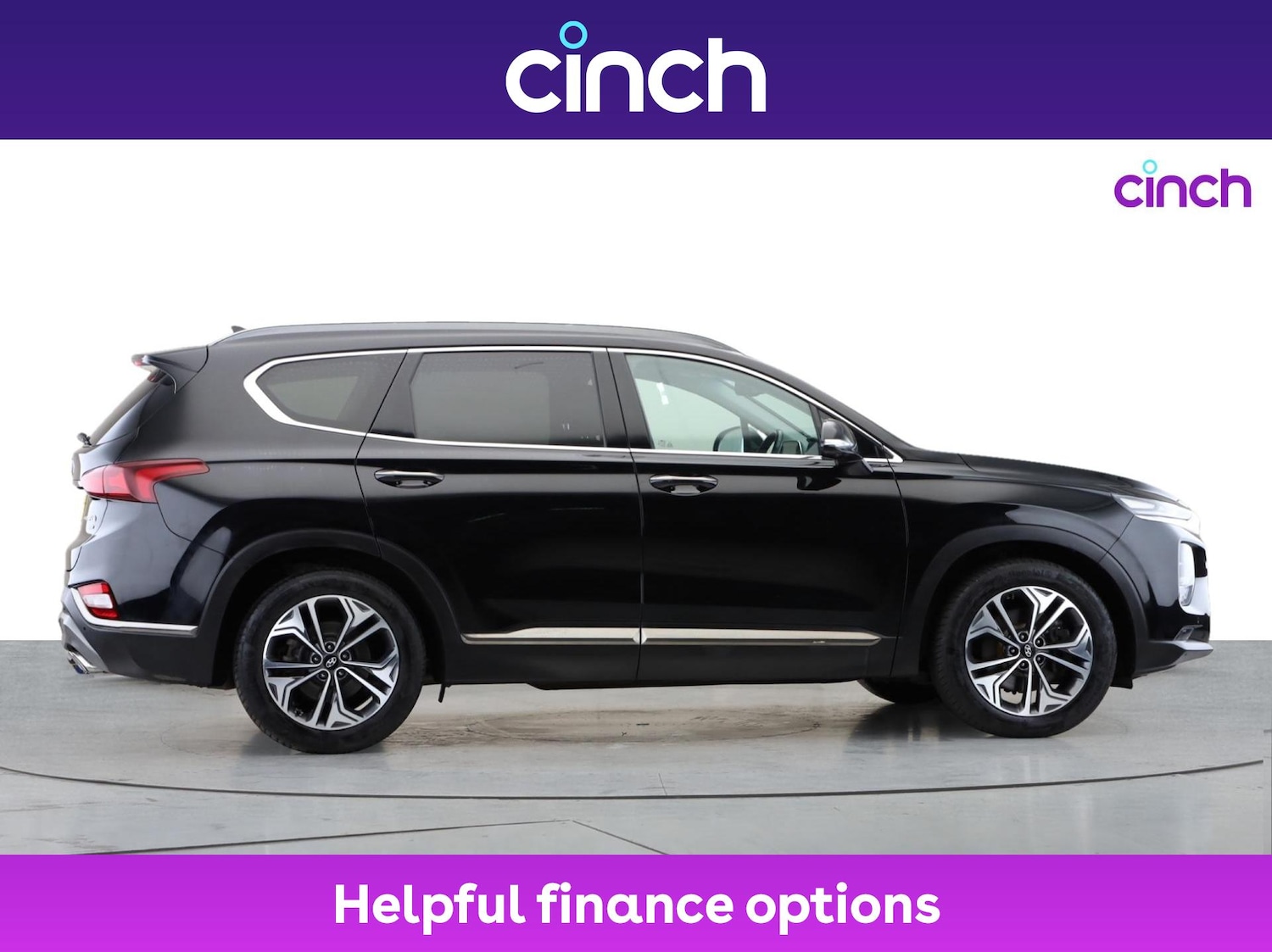 Used Hyundai Santa Fe 2018 for sale - 76434517: Photo 2