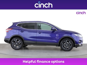Used Nissan Qashqai 2018 for sale - 76211131: Photo 2