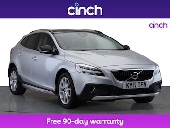 Used Volvo V40 2017 for sale - 75489003: Photo
