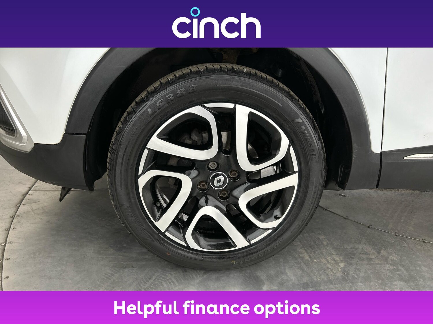 Used Renault Captur 2018 for sale - 76654359: Photo 24