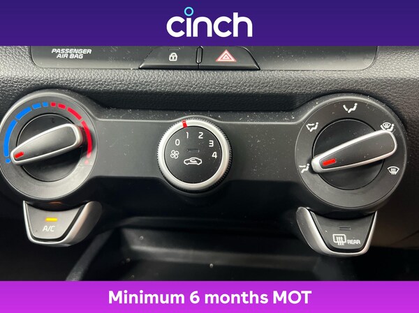 Used Kia Stonic 2021 for sale - 76245677: Photo 32