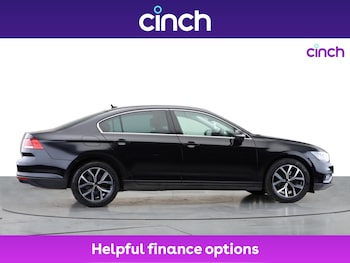 Used Volkswagen Passat 2022 for sale - 76469000: Photo