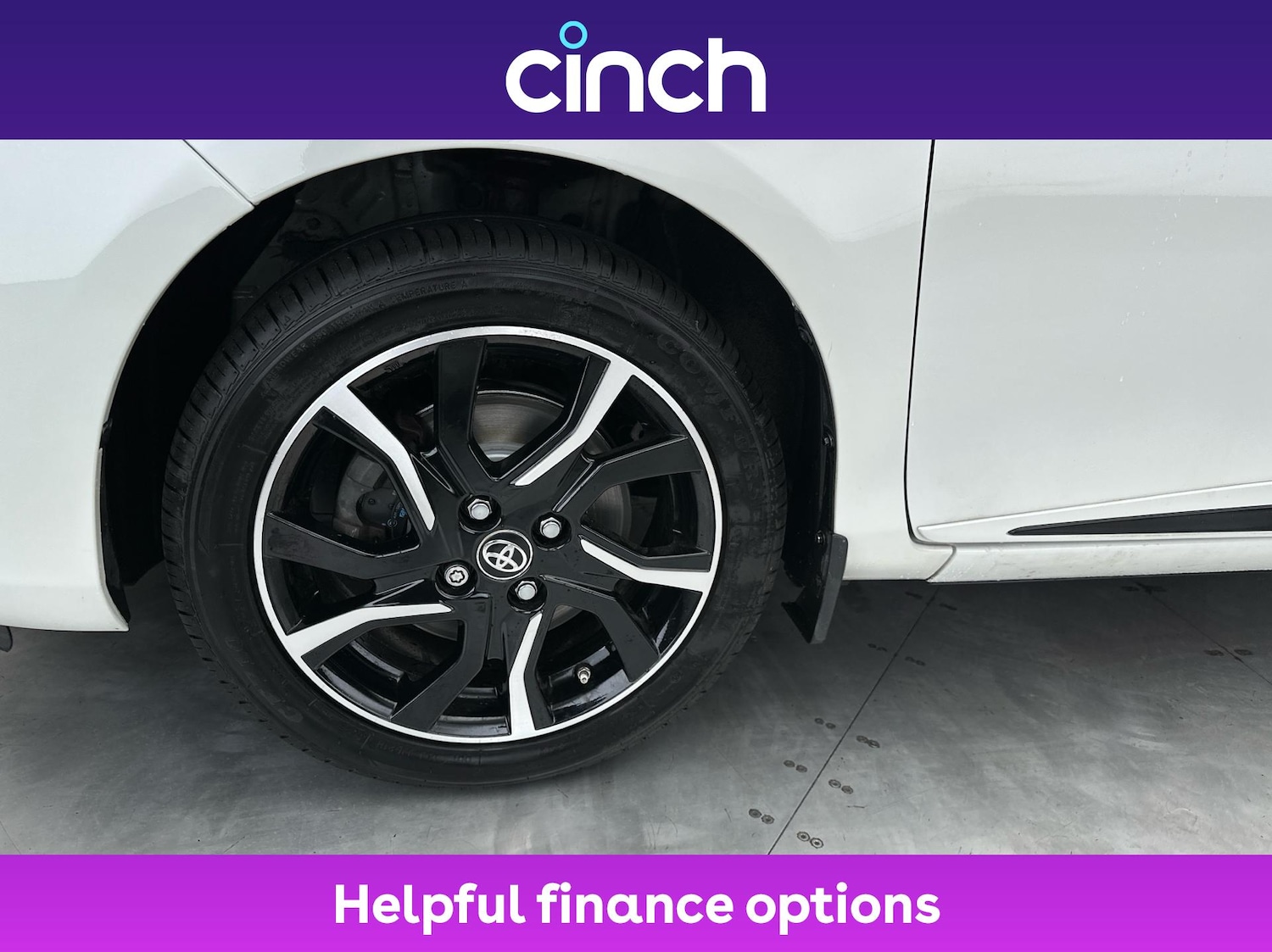 Used Toyota Yaris 2018 for sale - 76346302: Photo 24