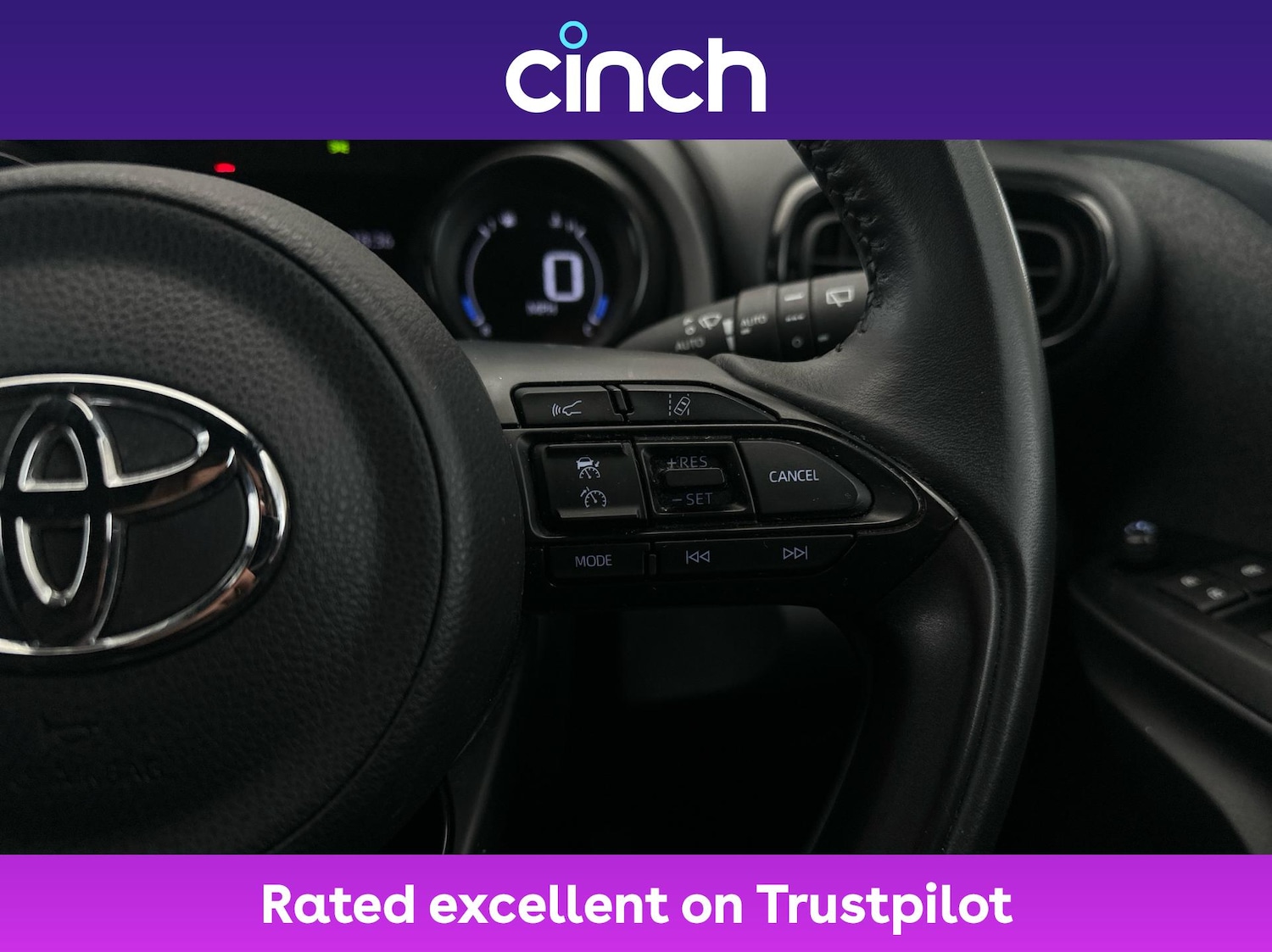 Used Toyota Yaris 2020 for sale - 76754732: Photo 33