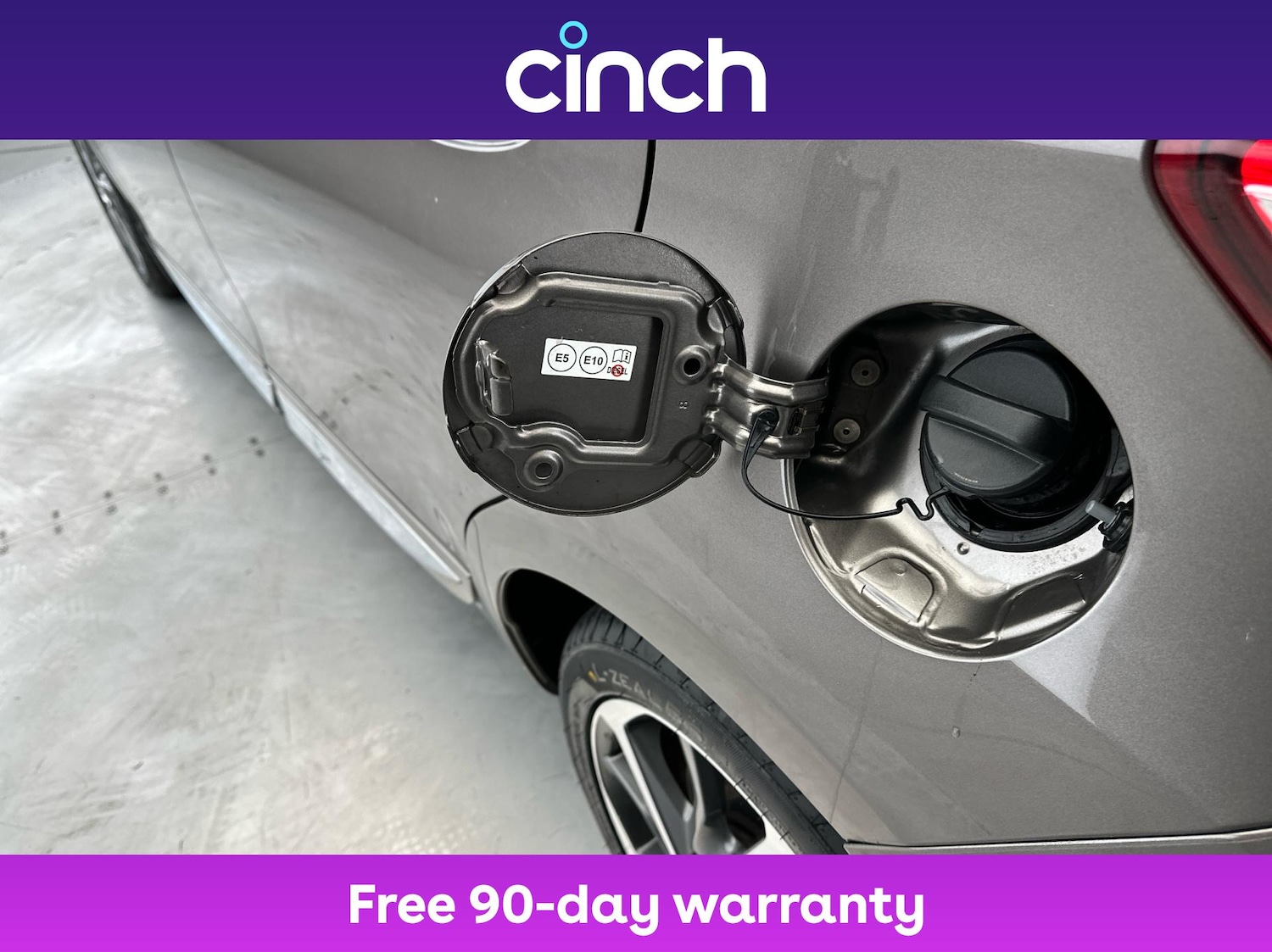 Used Toyota Yaris 2018 for sale - 76313526: Photo 29