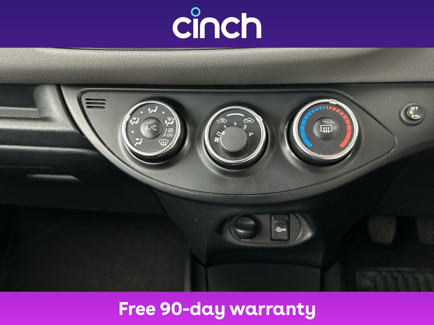 Used Toyota Yaris 2017 for sale - 77056058: Photo 34