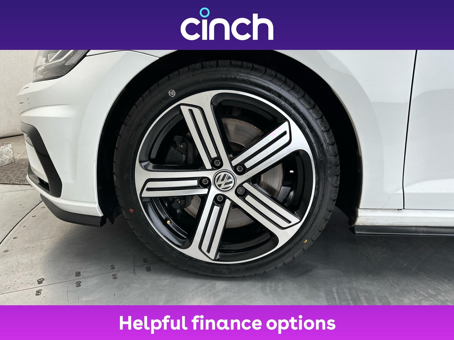 Used Volkswagen Golf 2017 for sale - 76378557: Photo 24