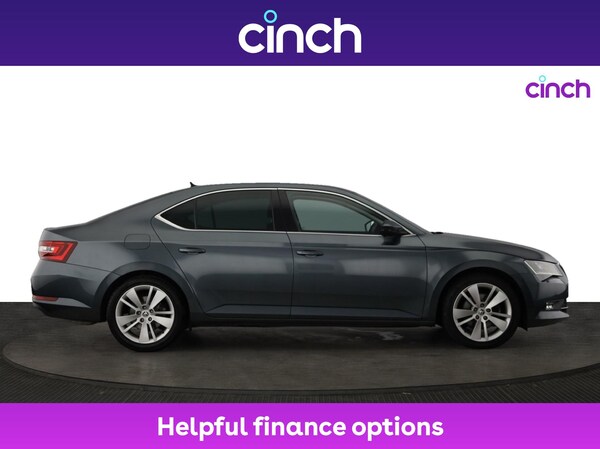 Used Skoda Superb 2019 for sale - 76261841: Photo 2