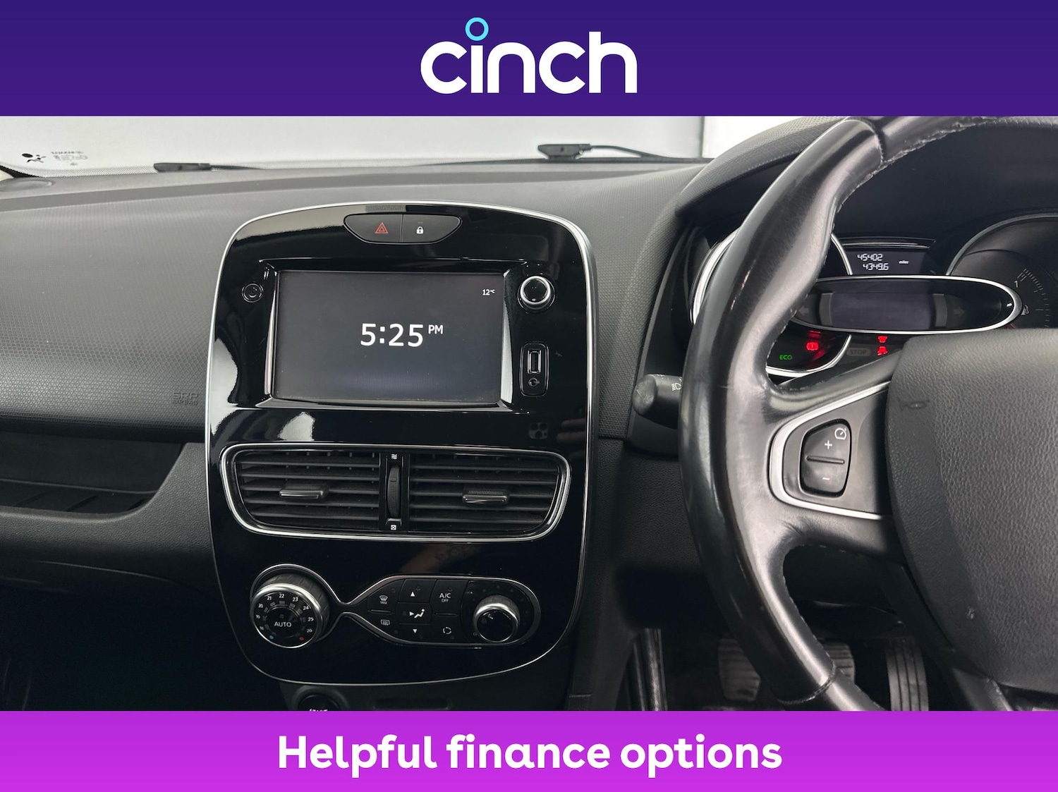 Used Renault Clio 2017 for sale - 76519943: Photo 17