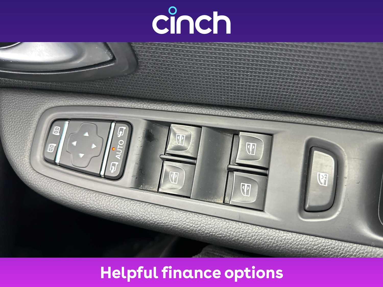 Used Renault Clio 2017 for sale - 76519943: Photo 35