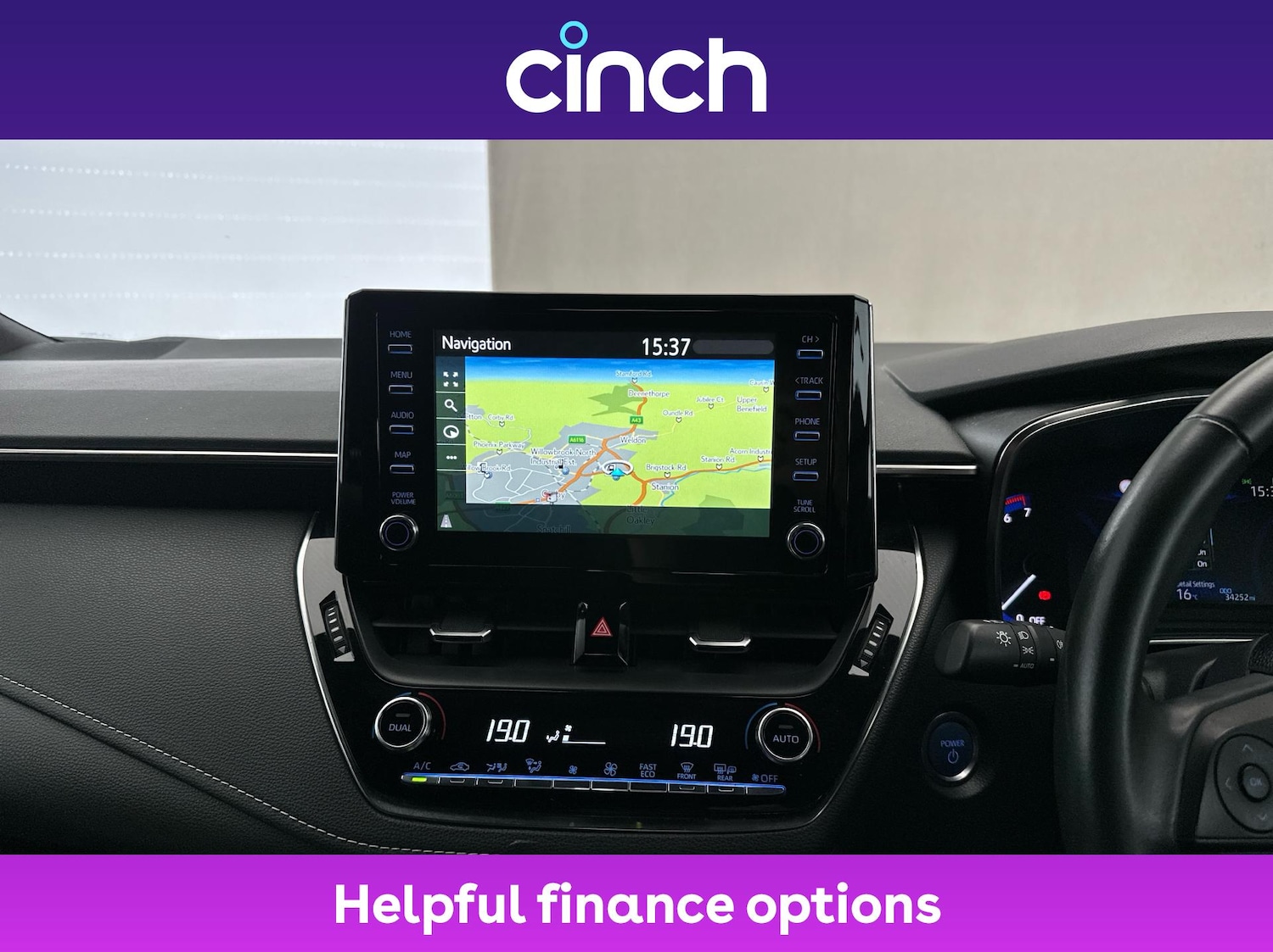 Used Toyota Corolla 2020 for sale - 76603940: Photo 35