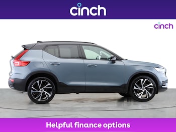 Used Volvo XC40 2021 for sale - 76242106: Photo 2