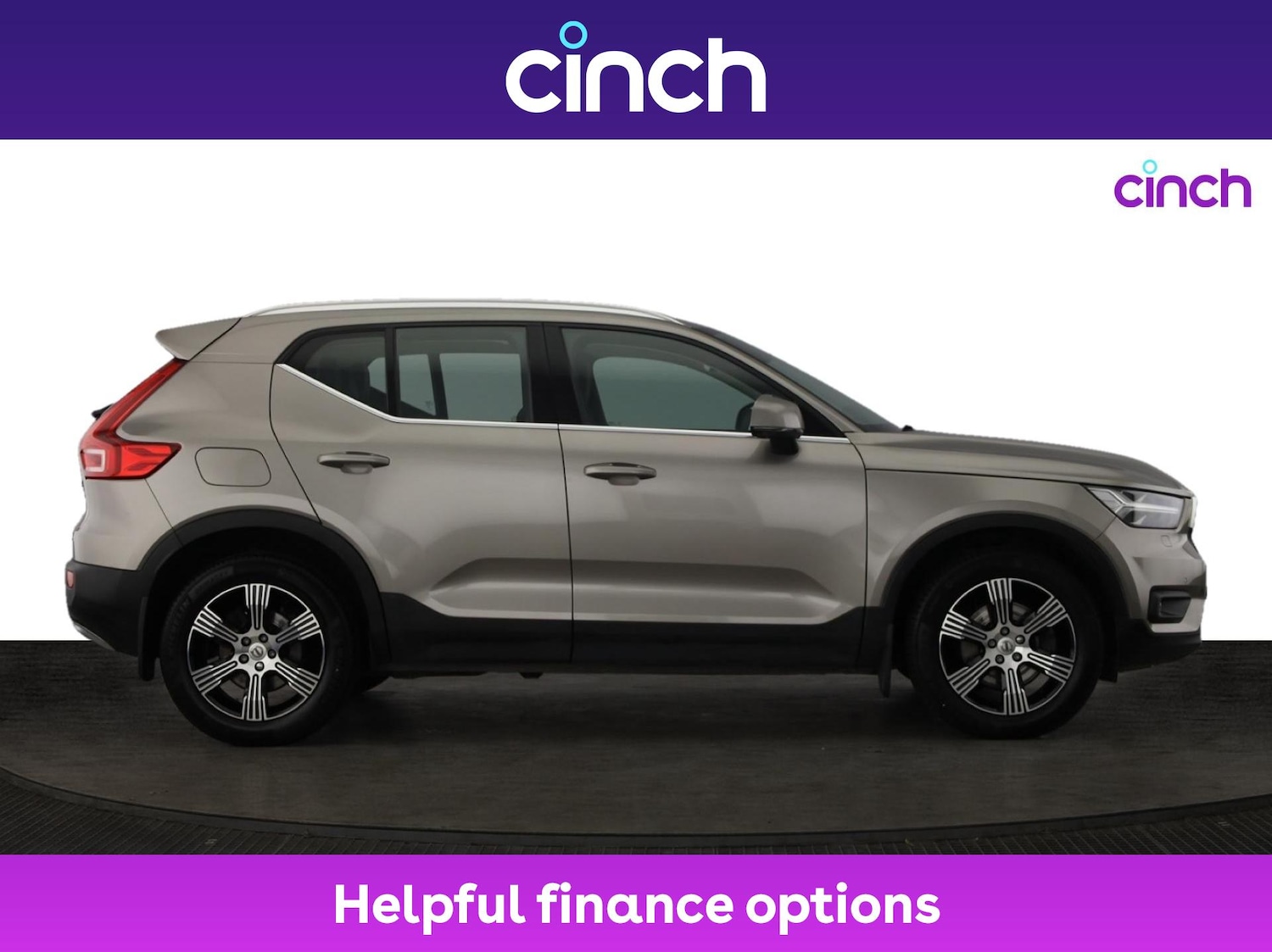 Used Volvo XC40 2021 for sale - 76519843: Photo 2