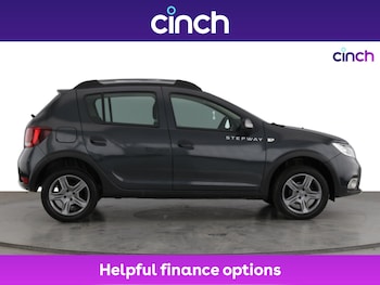 Used Dacia Sandero Stepway 2018 for sale - 76534789: Photo