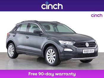 Used Volkswagen T-Roc 2019 for sale - 76563402: Photo