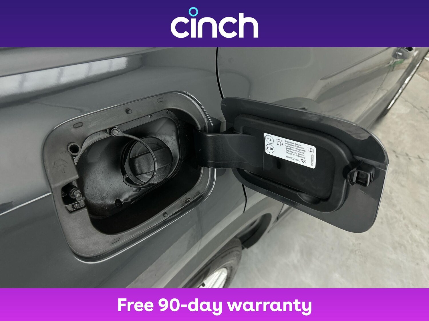 Used Volkswagen T-Roc 2019 for sale - 76563402: Photo 29