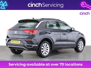 Used Volkswagen T-Roc 2019 for sale - 76563402: Photo