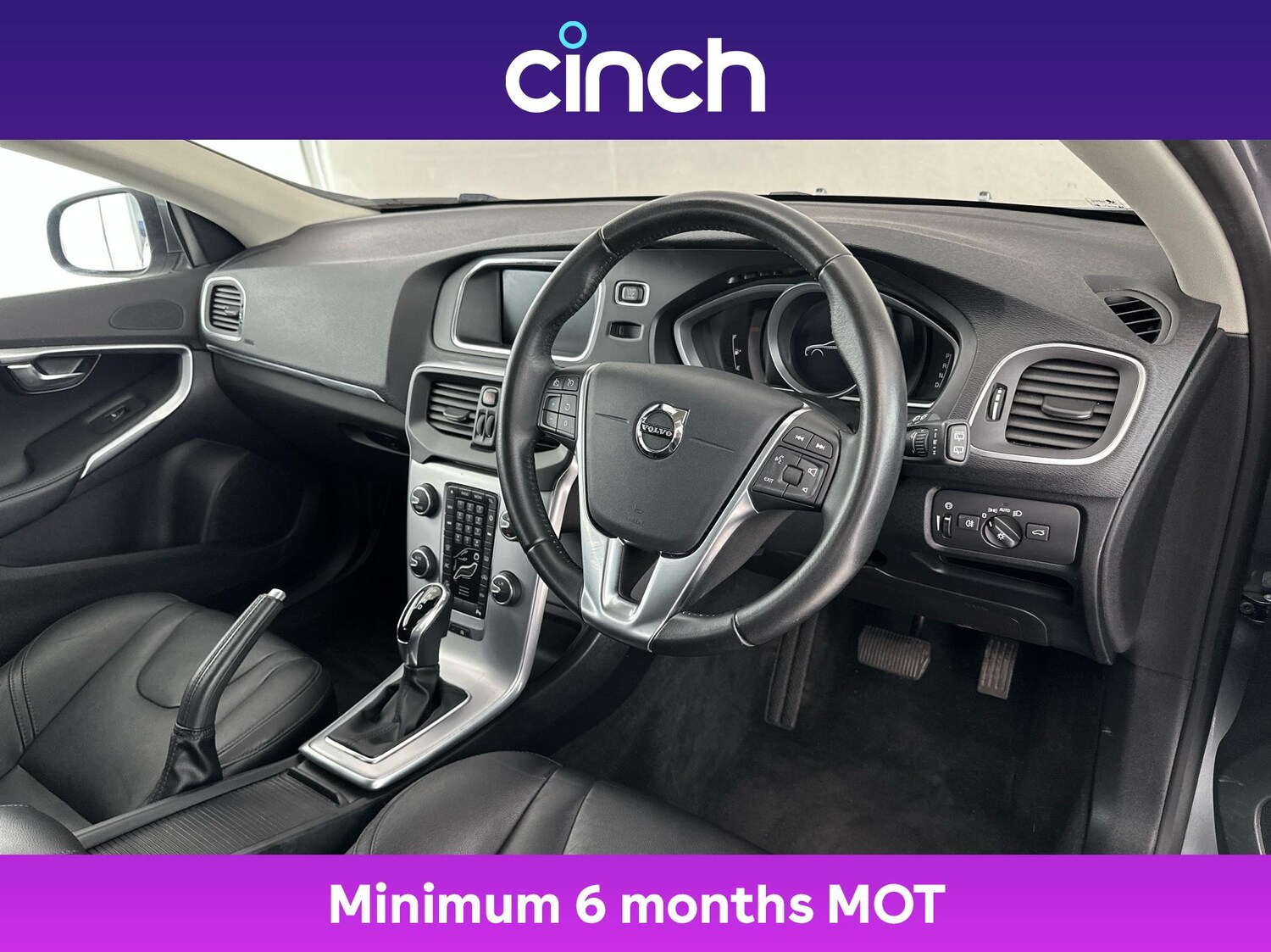 Used Volvo V40 2019 for sale - 76609349: Photo 12