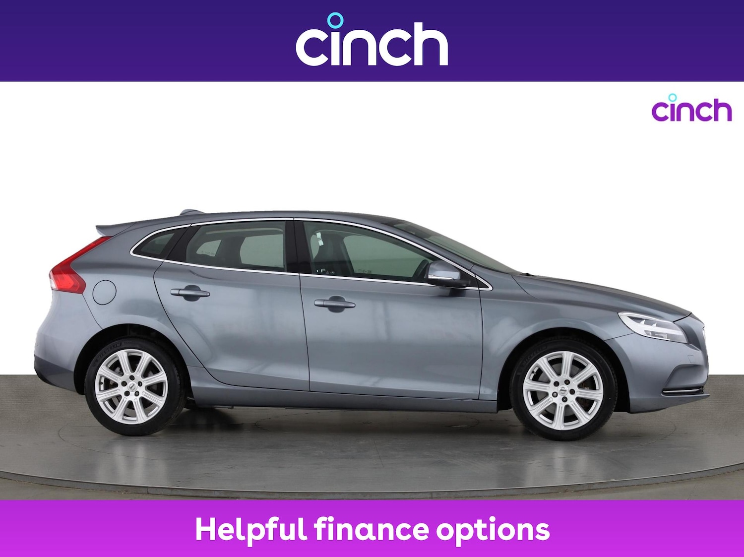 Used Volvo V40 2019 for sale - 76609349: Photo 2