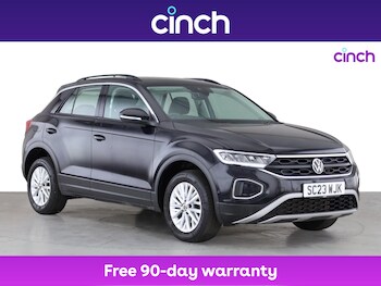 Used Volkswagen T-Roc 2023 for sale - 75504017: Photo