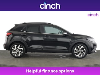 Used Kia Stonic 2021 for sale - 76241932: Photo 2