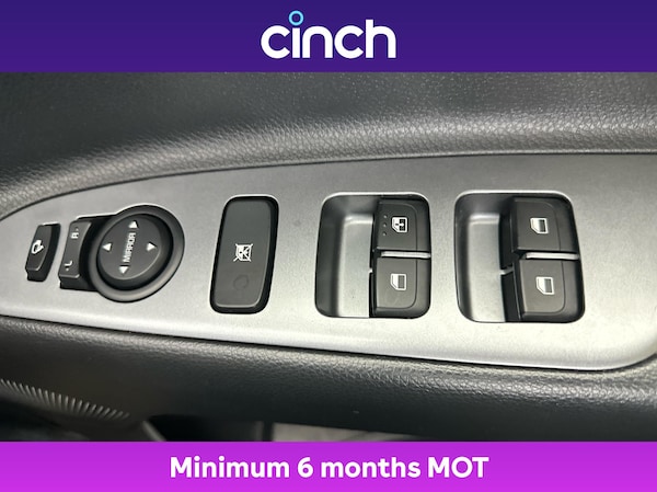 Used Kia Stonic 2021 for sale - 76241932: Photo 37
