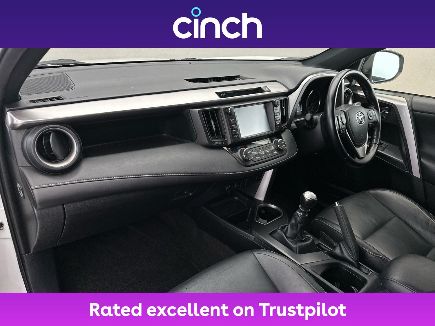 Used Toyota RAV4 2017 for sale - 76609352: Photo 14